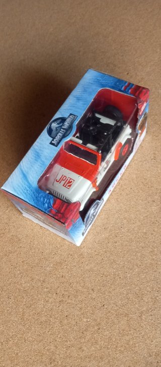 Jeep Wrangler Jurasic park 1:32