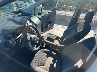 Ford Transit Courier ecobost 2018
