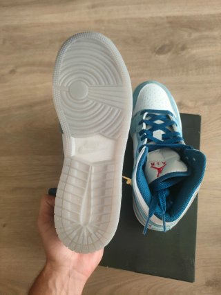 Nike Jordan 1 Mid SE (GS) Azul