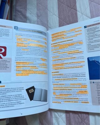 Libro Economía 4 ESO serie Analiza