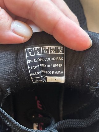 Zapatos Skechers Negros