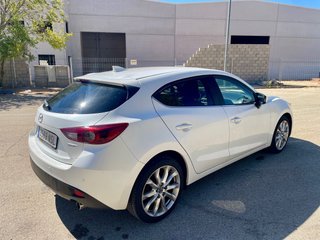 Mazda 3 2016
