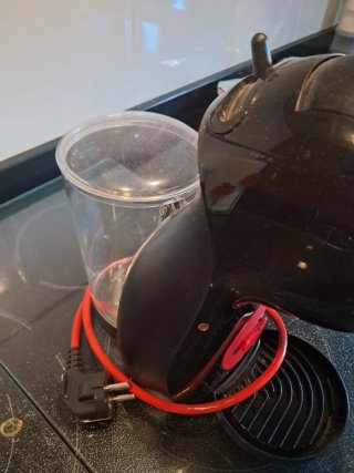 Cafetera Dolce Gusto Negra