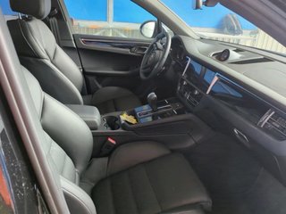 Porsche Macan 2024