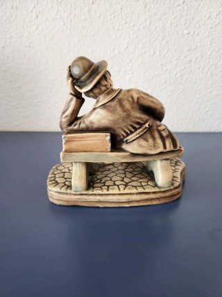 Figura cerámica Estilo Capodimonte (AR.CE.MI.)
