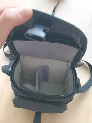Cámara Sony A6000 con objetivo + Accesorios
