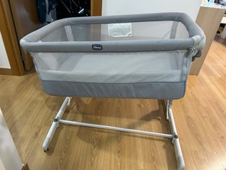 Minicuna Chicco gris