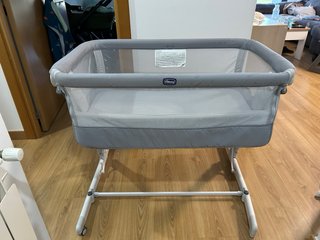 Minicuna Chicco gris