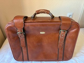 Maleta de cuero vintage