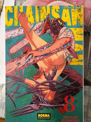 Tomos 7 y 8 de Chainsaw Man en español