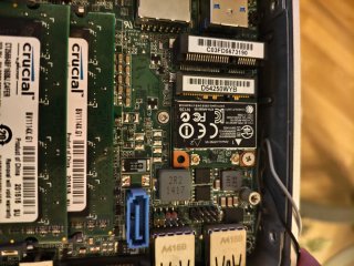 Intel NUC i5 4GB RAM WiFi bluetooth