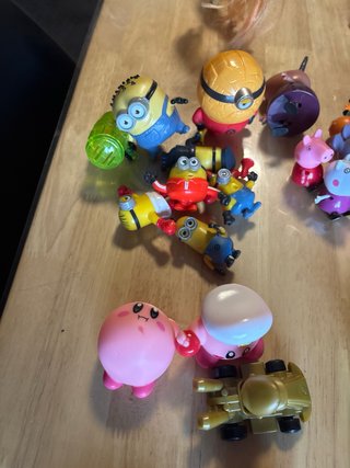 Lote variado de figuras y muñecos variados  +50