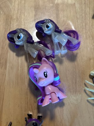 Lote variado de figuras y muñecos variados  +50