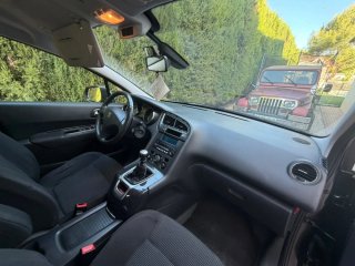 Peugeot 5008 2011. 7 plazas