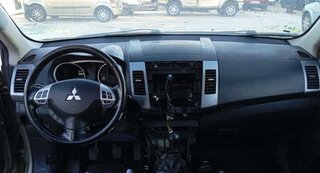 Mitsubishi 470164 220-87813 piloto outlander (cw0)