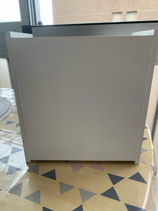 Caja de madera con 4 cajones decorada