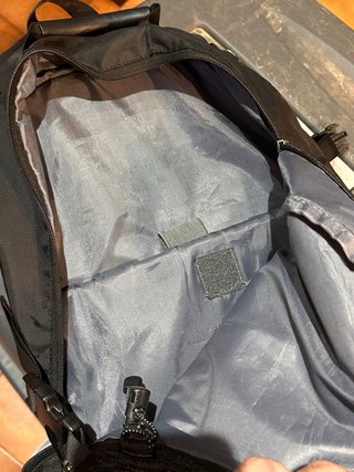 Mochila CsaxeKecna 40L Negra Nueva