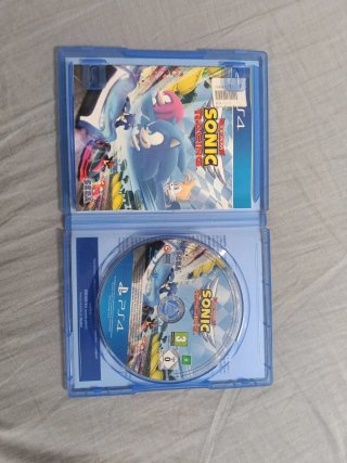 Team Sonic Racing PS4