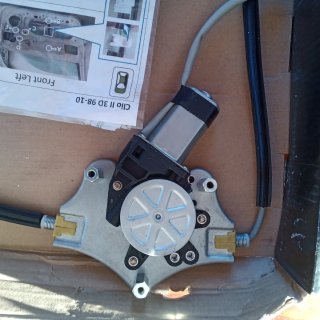 Elevalunas eléctrico derecho ,Renault clio B
