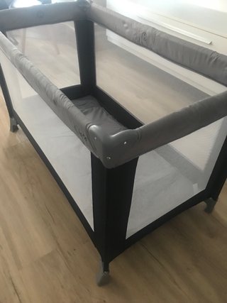 Cuna de viaje plegable