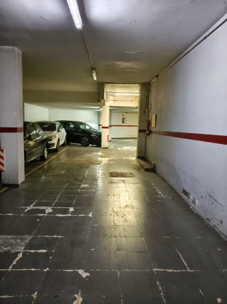 ¡Amplia plaza de garaje en alquiler por 120 euros