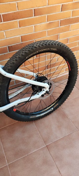 Bicicleta eléctrica Rockrider E-ST100