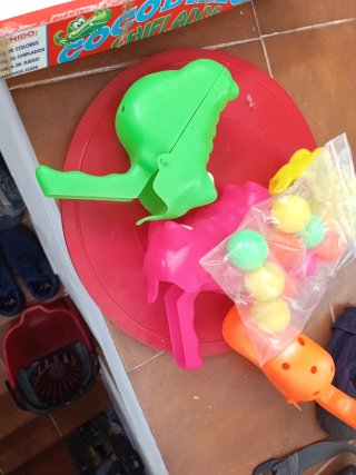 Juego Cocodrilos Chiflados Falomir