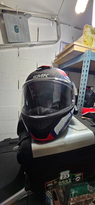Casco de moto modular SMK