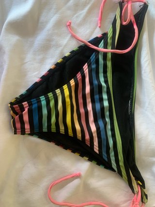 Bikini de rayas multicolor