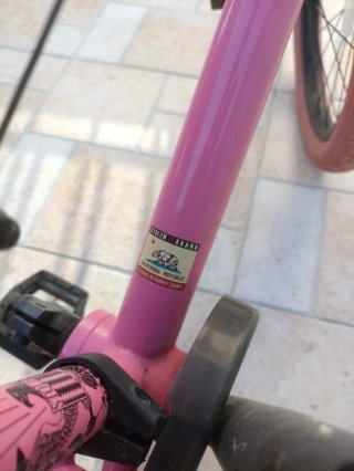 Bicicleta BMX rosa