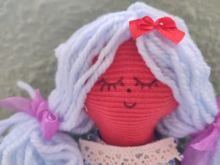 Muñeca de trapo artesanal