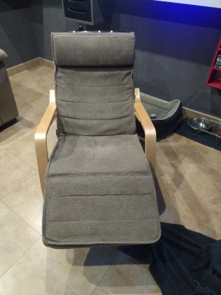 Sofá y mecedora tela y madera