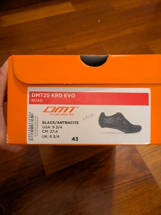 NUEVAS Zapatillas DMT25 KR0 EVO talla 43