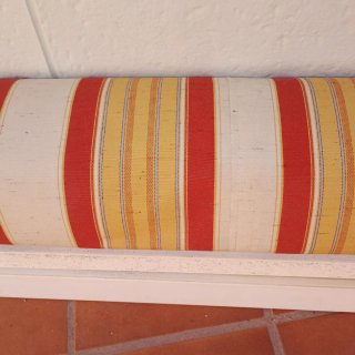 Toldo palillero beige y naranja