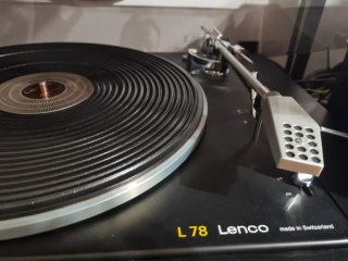 Tocadiscos Lenco L-78