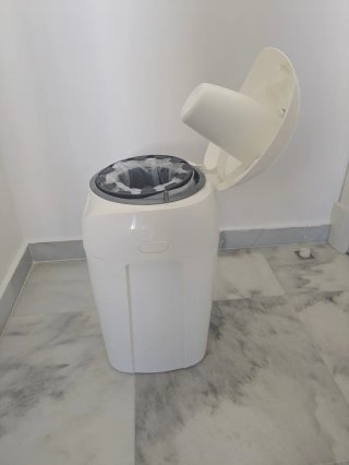 Papelera para pañales Tommee Tippee