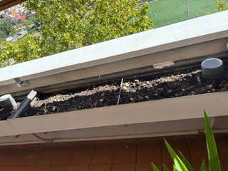 2 jardineras fibra 170cm + 6 soportes inox