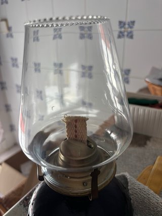 Lámpara de mesa moderna