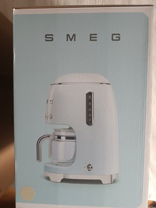 Cafetera Smeg Goteo 1.4L Crema