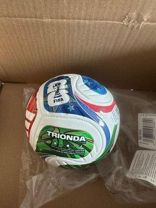 Pallone Adidas Trionda Mondiali 2026 Mini (size 1)