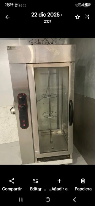 Asador de pollos profesional
