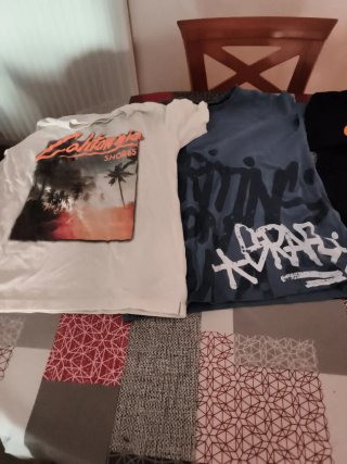 Lote 4 Camisetas y 1 Camisa