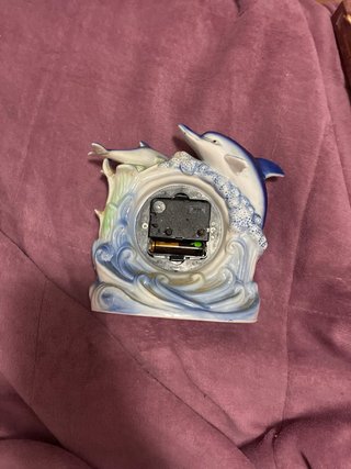 Reloj de Porcelana con Delfines