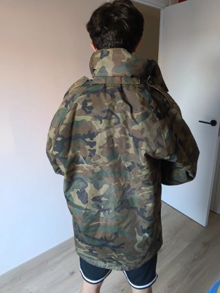 Chaqueta militar camuflaje