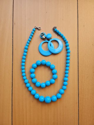 Pack Flamenco: Mantón,Collar, Pulsera y Pendientes