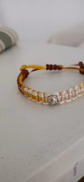 Pulsera hilo artesanal
