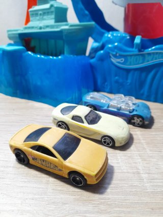 Hot Wheels Tiburón Color Shifters