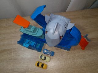 Hot Wheels Tiburón Color Shifters