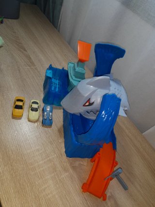 Hot Wheels Tiburón Color Shifters