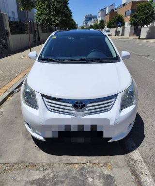 Toyota Avensis 2011